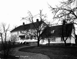 Ulven gård, Oslo, Østre Aker. Våningshuset sett fra hagen.