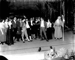 < Store Klaus og lille Klaus>