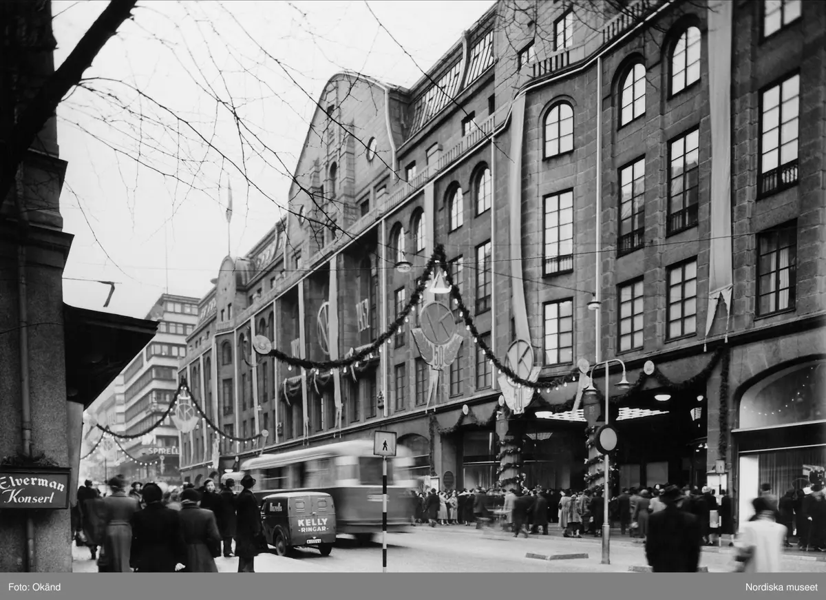 Hamngatan, Stockholm. Nordiska kompaniets fasad.