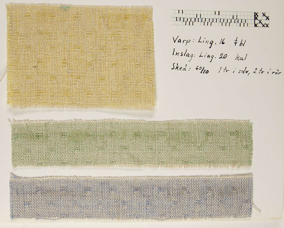 Tre vävprov av duk eller gardin, ett gult, ett grönt och ett blått. Proven är vävda av lingarn. Vävproven är fastsydda vid ett tjockt papper märkt "B1749". På papperet finns även information om material och vävning.