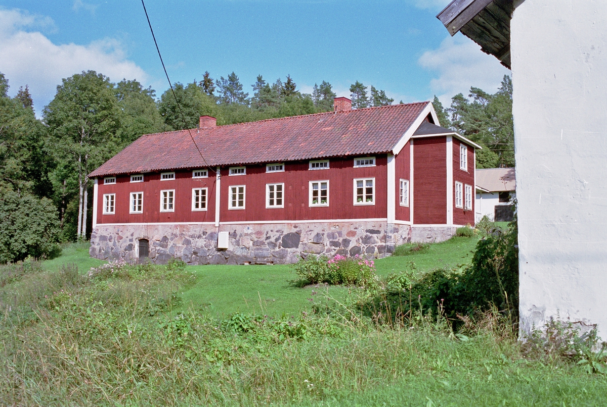 Arbetarlängan Fyrbo, i Hyttön, Älvkarleby socken, Uppland 2001