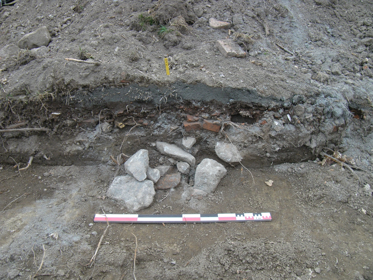 Arkeologisk schaktningsövervakning, Bryggholmen, Vallby socken, Uppland 2009