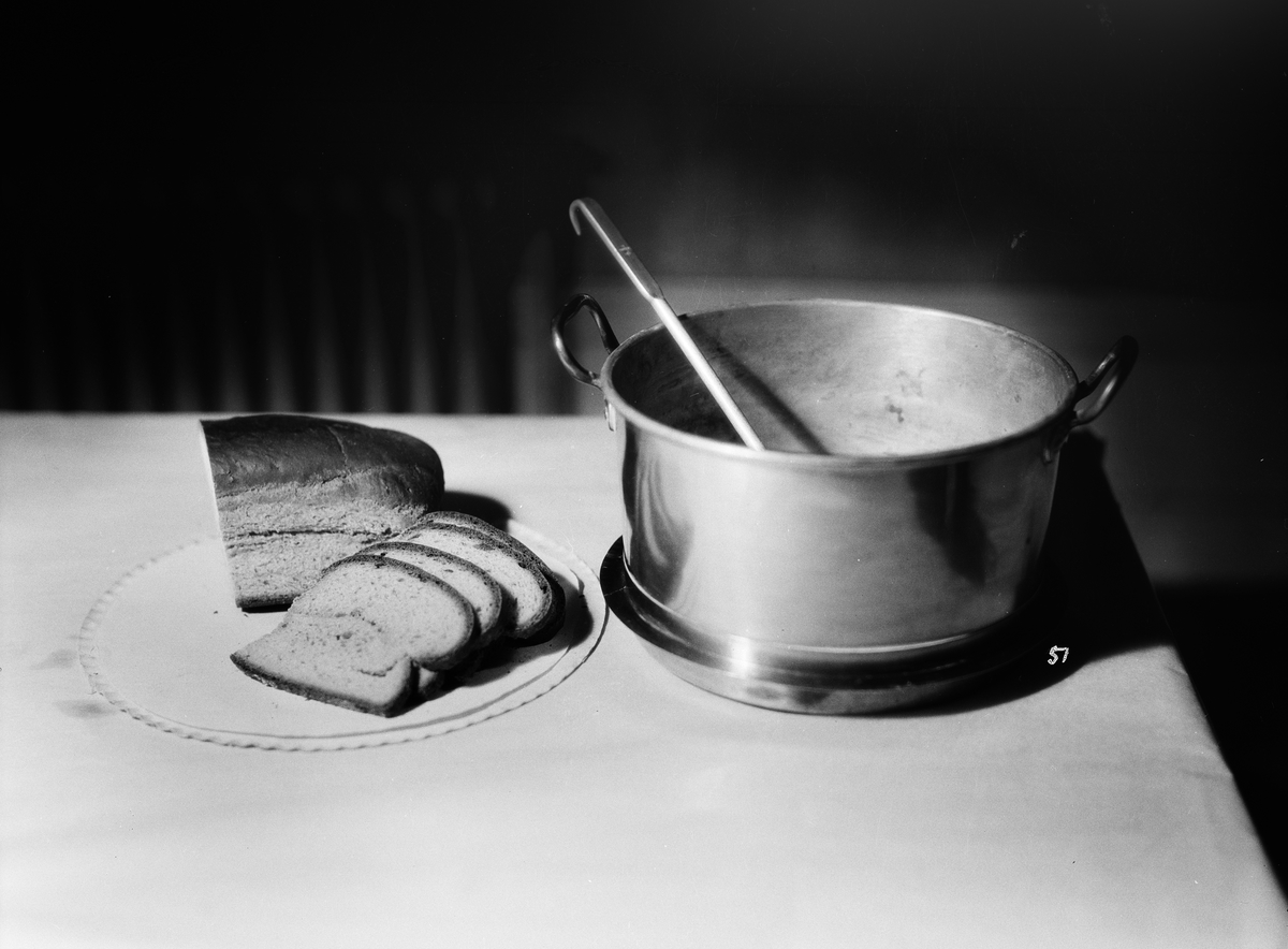 Matlagning, Fackskolan för huslig ekonomi, Uppsala sannolikt på 1930-talet
