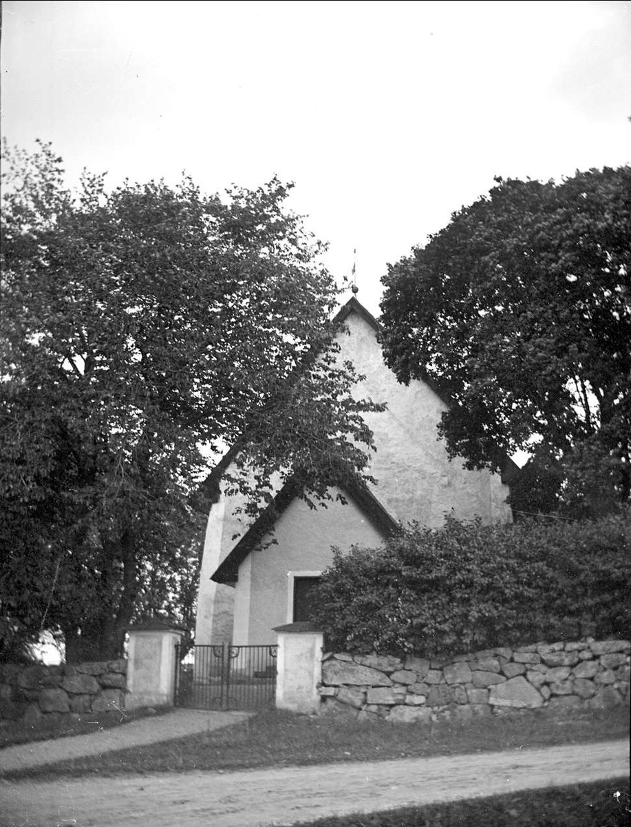 Håbo-Tibble kyrka, Uppland 1917
