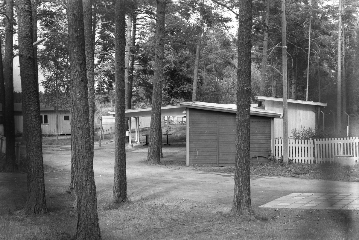 Fyris Park vid Luffarbacken - Dansbana och nöjesfält, Läby socken, Uppland 1975