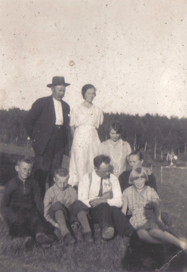 Samling fotografier etter Olga Beldo f. Eliassen