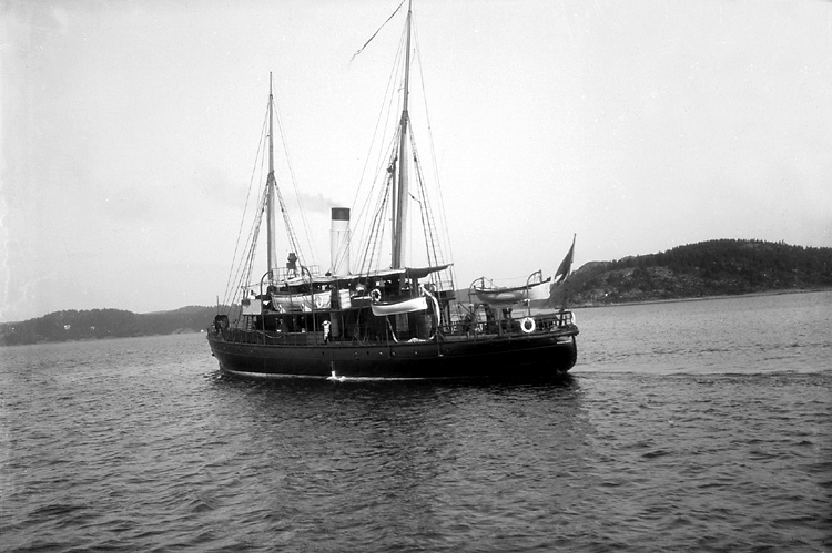 Enligt tidigare noteringar: "Sjömätningsfartyg. "Svensksund."