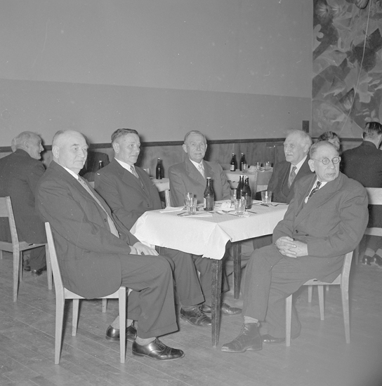 Text till bilden: "Pensionklubben. Julfest.
1955.01"









