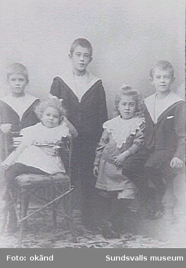Barn till disponent Gustaf Johansson (Johannedals sågverk) och hans fru Lydia. Maja gifte sig med Gunnar (född 1892).