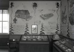 Interiørfoto fra Tiedemanns paviljong på Landsutstillingen i