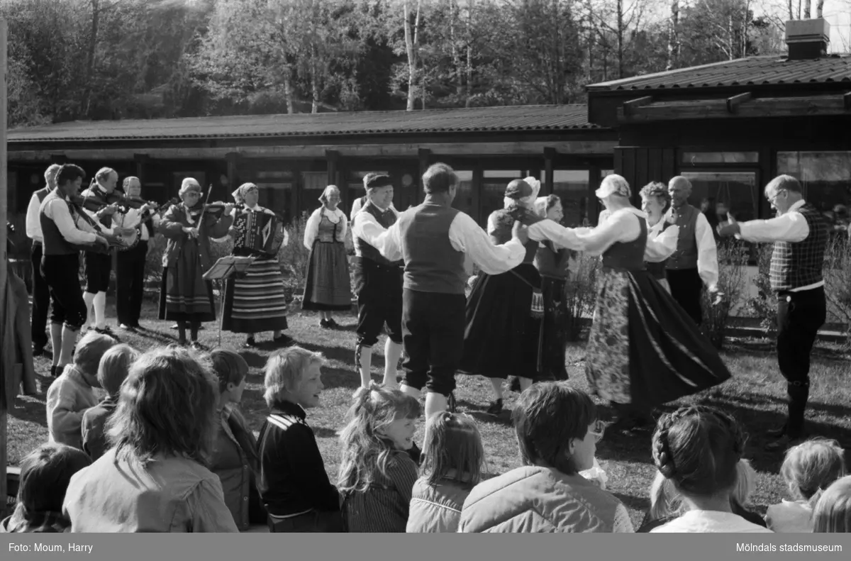 Kultur för barn på Valås förskola i Lindome, år 1984.

För mer information om bilden se under tilläggsinformation.