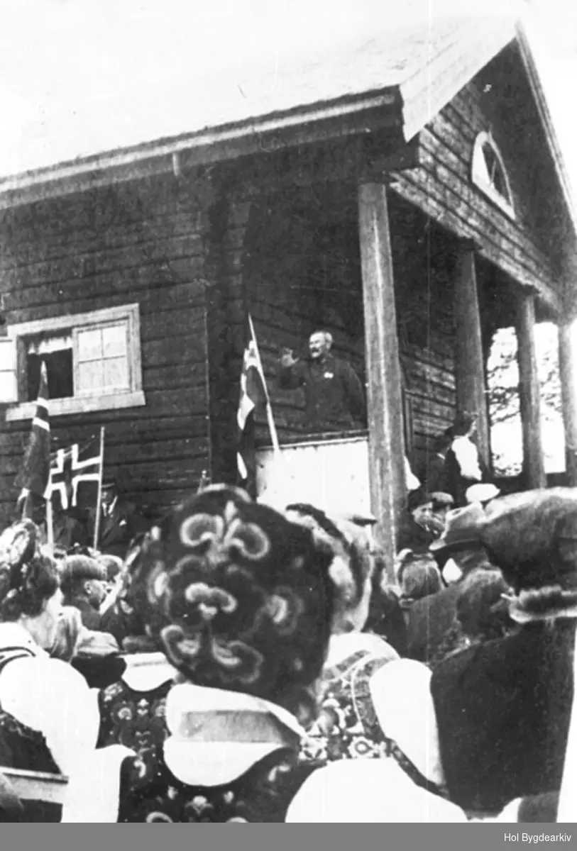 17. mai 1946, tale, Fjellheim Hovet, forsamling