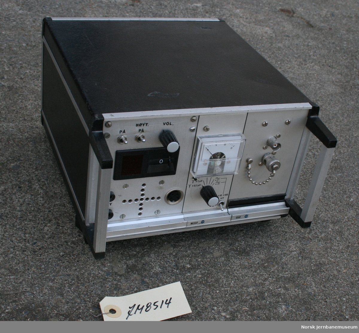 Måleinstrument  for radioutbredelse/ antenneplassering, for vedlikeholdsradio.
Fabrikat: Egenprodusert i NSB.