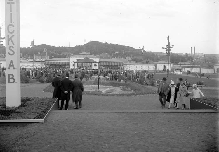 Besökare på Uddevallautställningen 1928