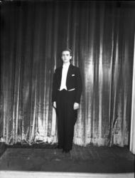 Forestilling, skuespill