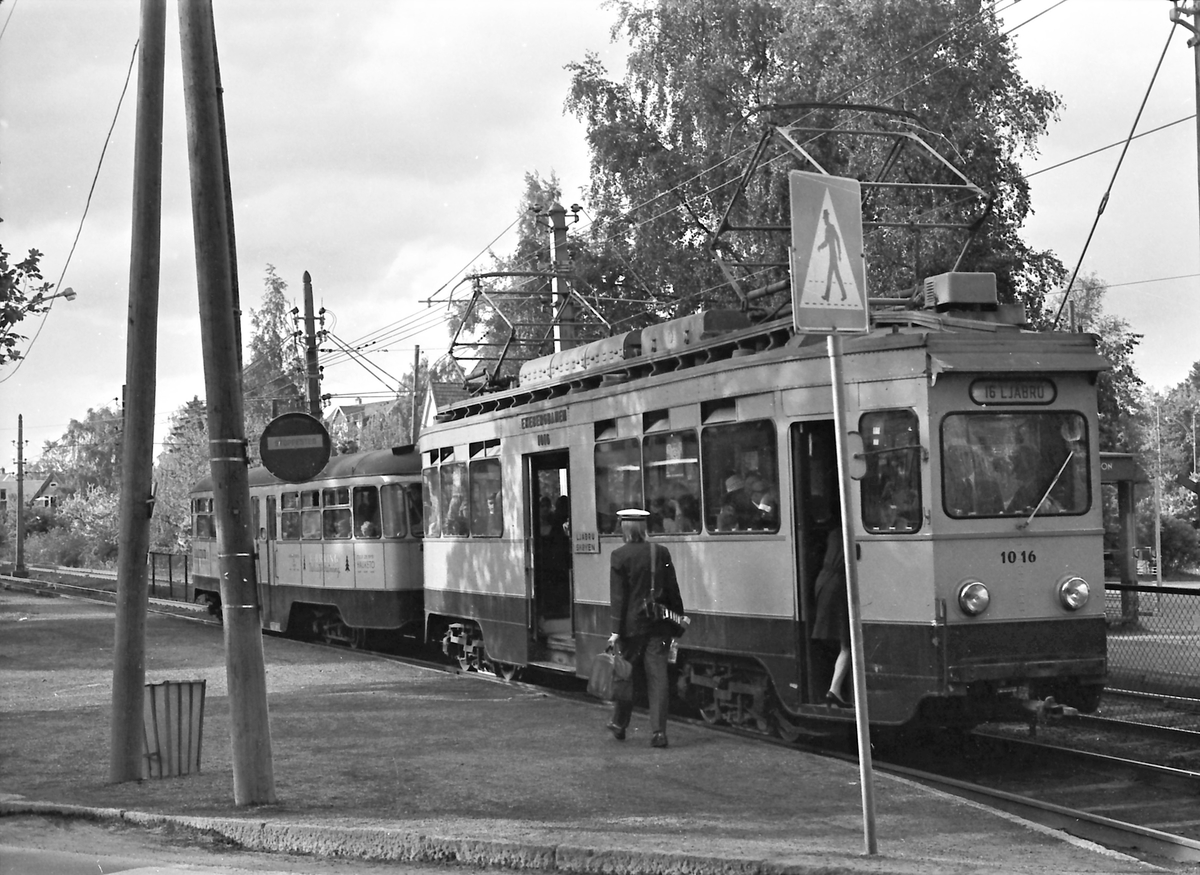 Ekebergbanen, Oslo Sporveier. Vogn 1016.