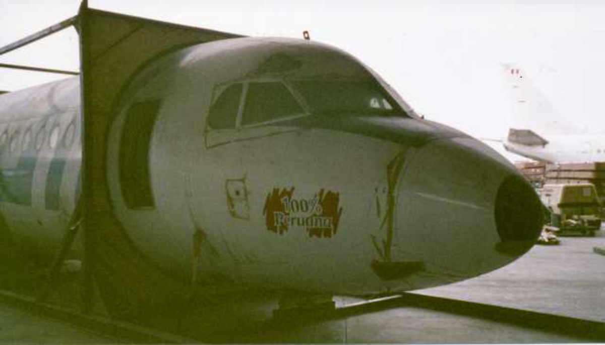 Flykroppen til en Fokker F-28 Fellowship.