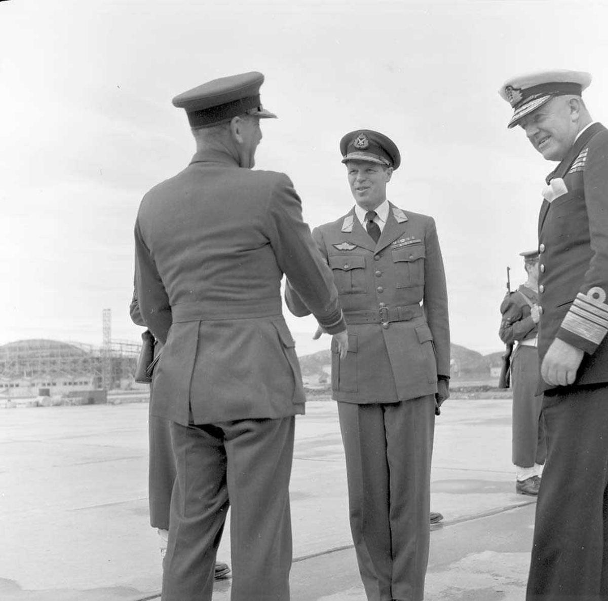 Engelsk Admiral besøker Bodø.