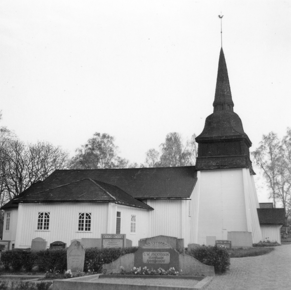 Simonstorp kyrka