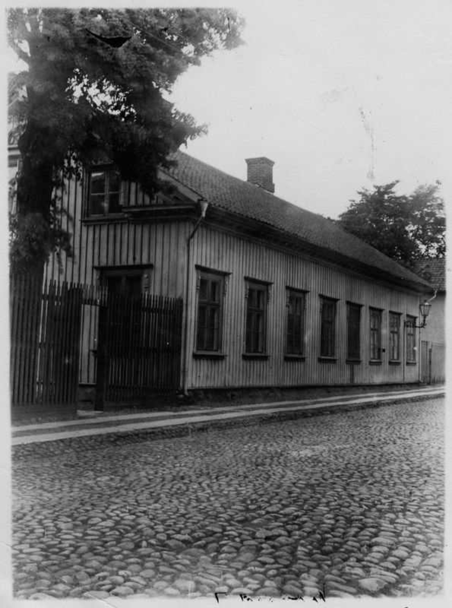 Berggrens gård Kronogatan 7 Vänersborg, delvis ombyggd 1930 ...