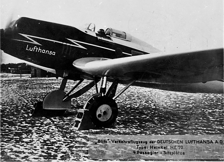 1 fly på bakken. Heinkel HE 70 D- ...  "Bliz" fra Lufthansa.