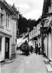 Høykjøyring gjennom Store Elvegate, Mandal