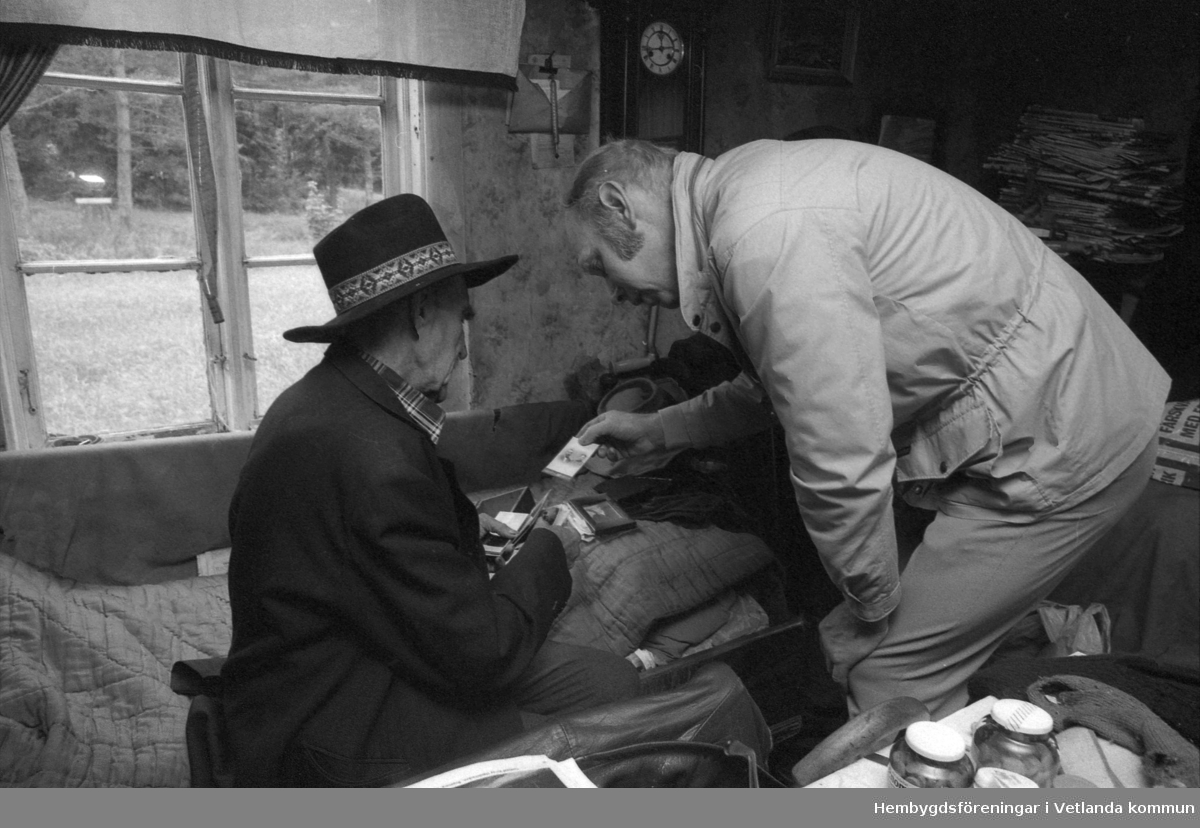 Kolar-Pelle på 98-årsdagen, 4 november 1987.

Bäckseda hembygdsförening