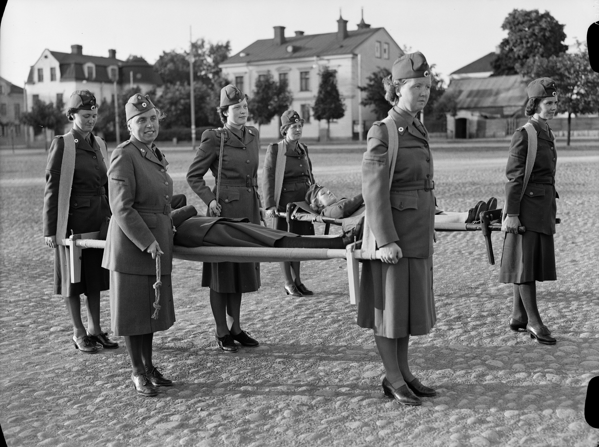 Sannolikt civilförsvarsövning på Vaksala torg, Fålhagen, Uppsala juli 1944