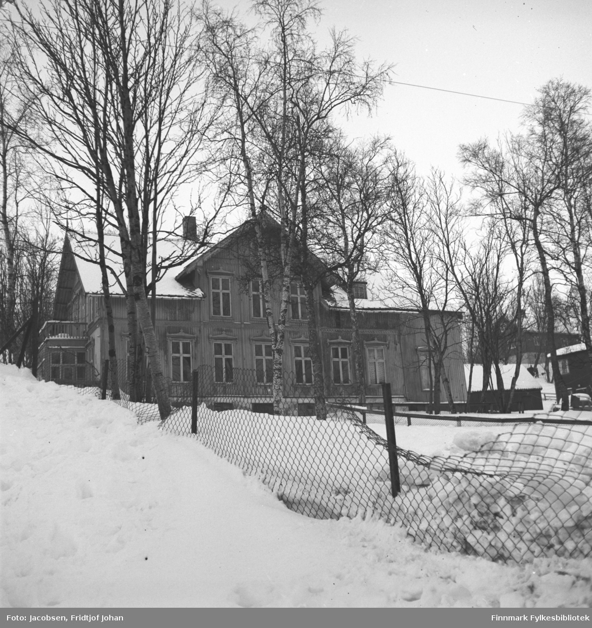 Villa Gyllenborg i Skolegata, i gamle Tromsø. Huset ble revet ca. 1970. Det hadde kallenavnet "Flottenberg" pga. tidligere eier som gikk konkurs. 