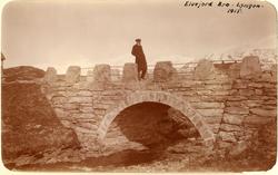 "Elvejord Bro. Lyngen. 1915".