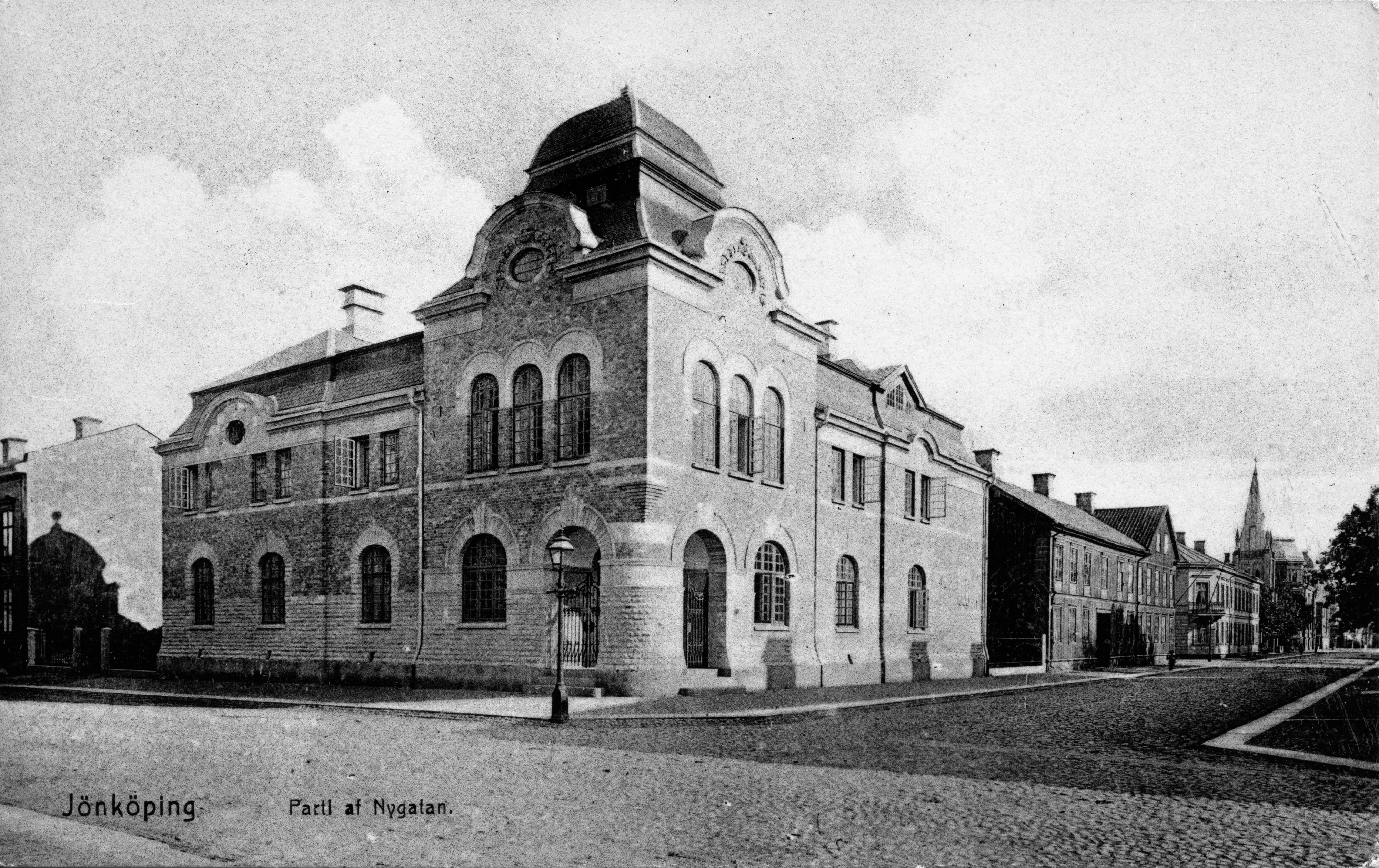 Nygatan i Jönköping. Fastigheten/kv. Jordgubben 3, Gamla Tingshuset