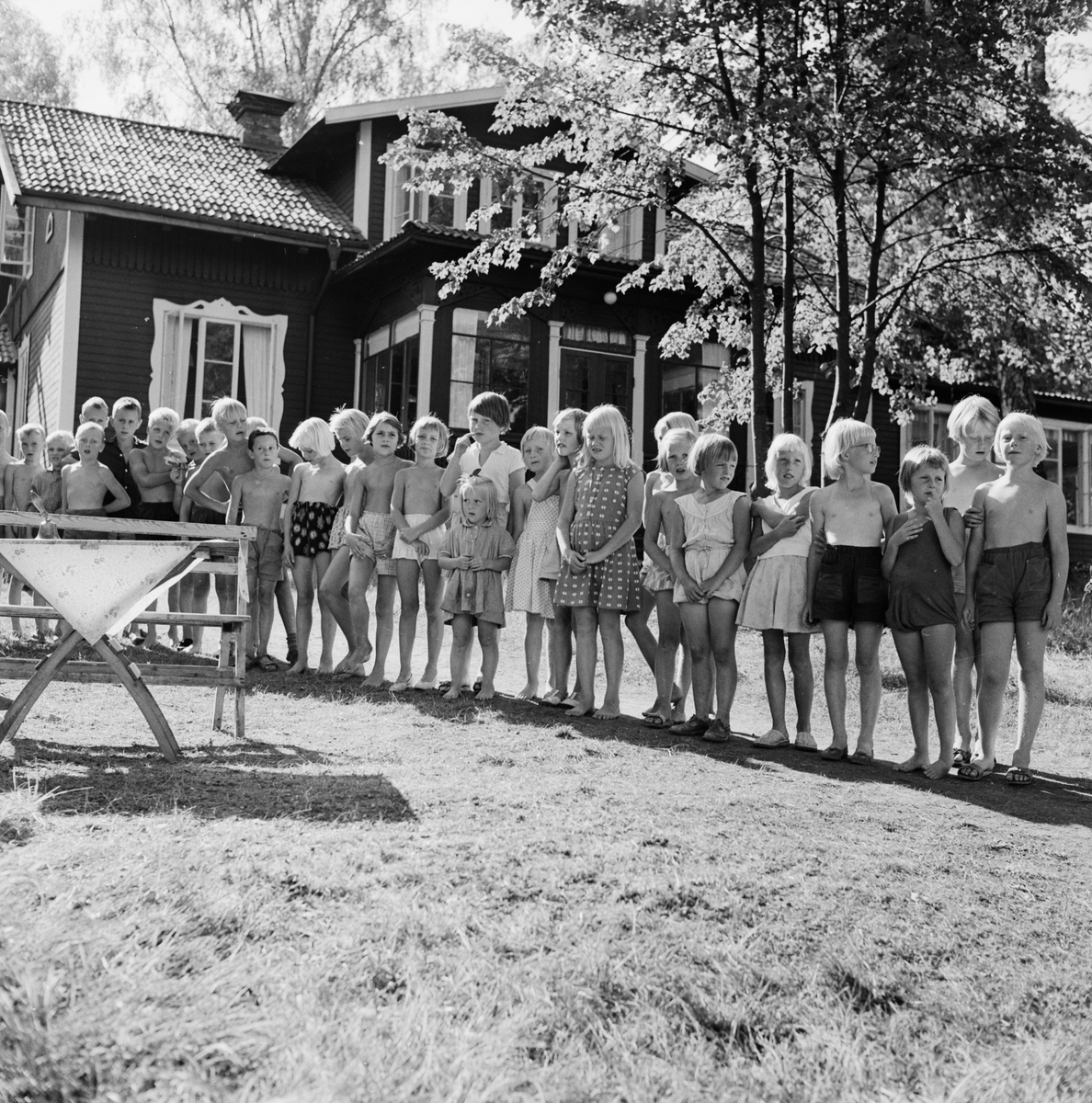 Eda barnkoloni - "trettio käcka barn på Eda i sommar", Lagga socken, Uppland augusti 1959