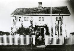 Huset hvor "Promenade - kafèen" var øverst i Dahlseths gate 