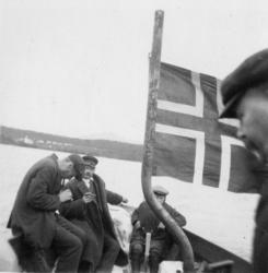 Fotoarkivet etter Gunnar Knudsen. Båttur, m. 26.07