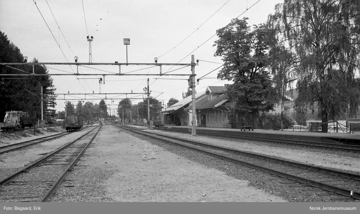 Vikersund stasjon