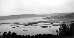 Utsikt over vannspeilet på innsjøen Visterflo i Tune i Østfo