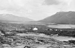 Nordbu ved Aursjøen rundt 1921, liten samling av fire små by