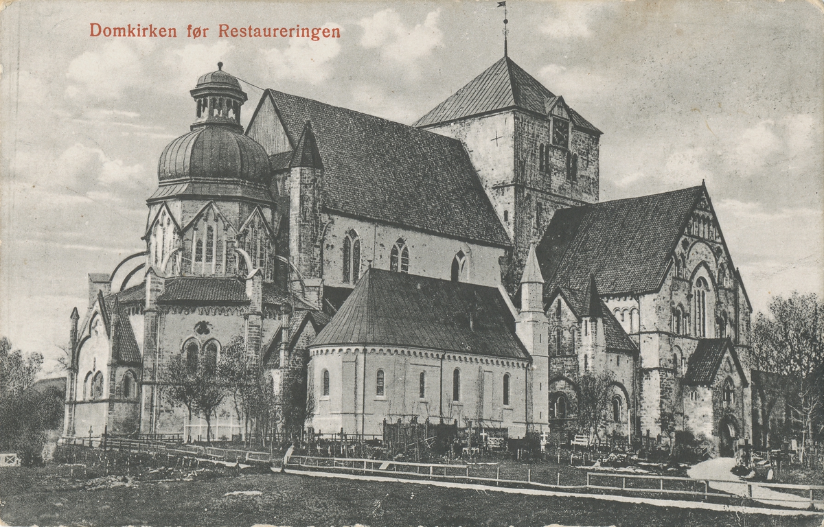 Prospektkort av Nidaros Domkirke før restaurering.