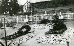 Kirkegården i Aurdal, Nord-Aurdal. Bildet viser tyske krigsg