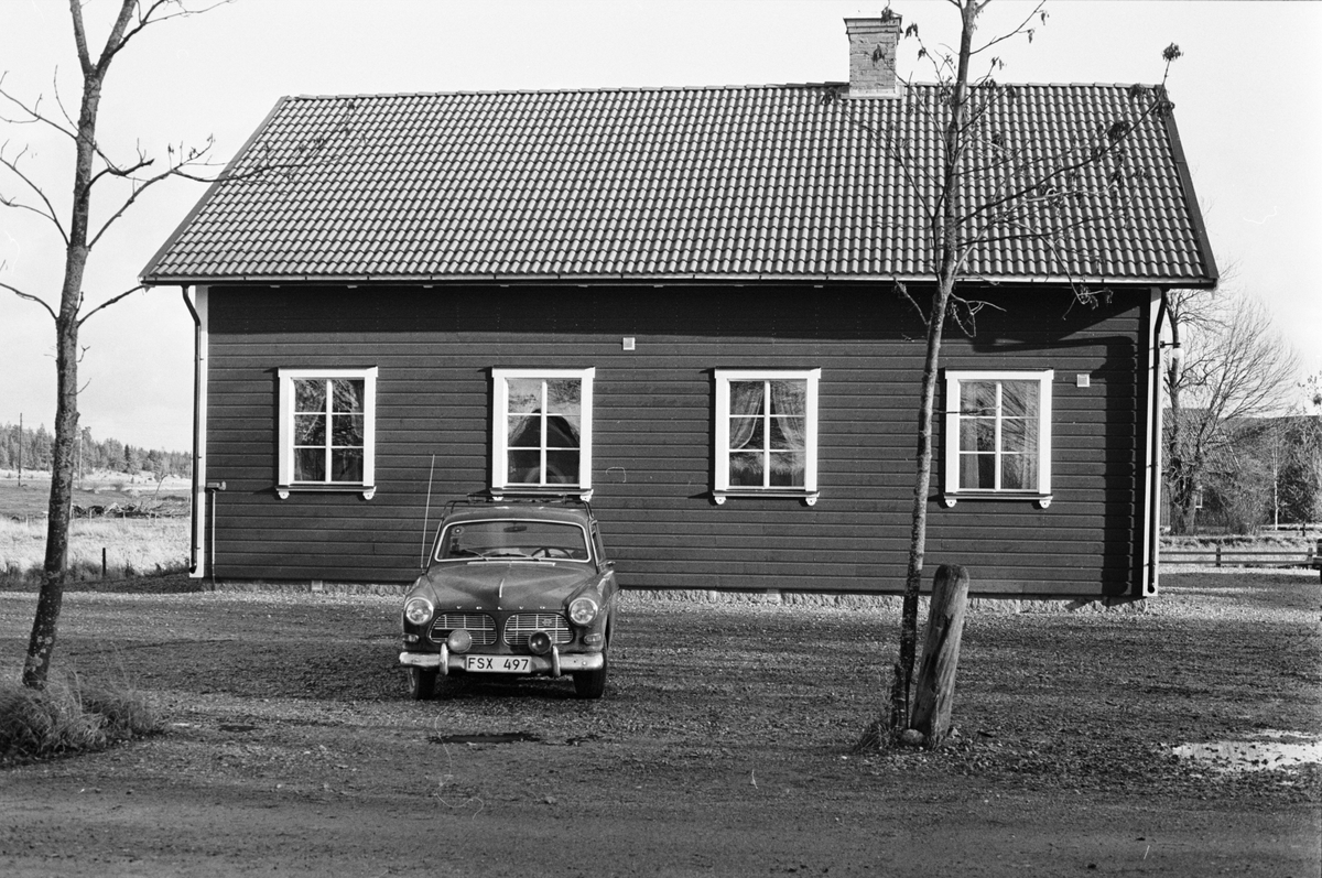 Samlingslokal, Skogstibble 4:2, Skogs-Tibble socken, Uppland 1985