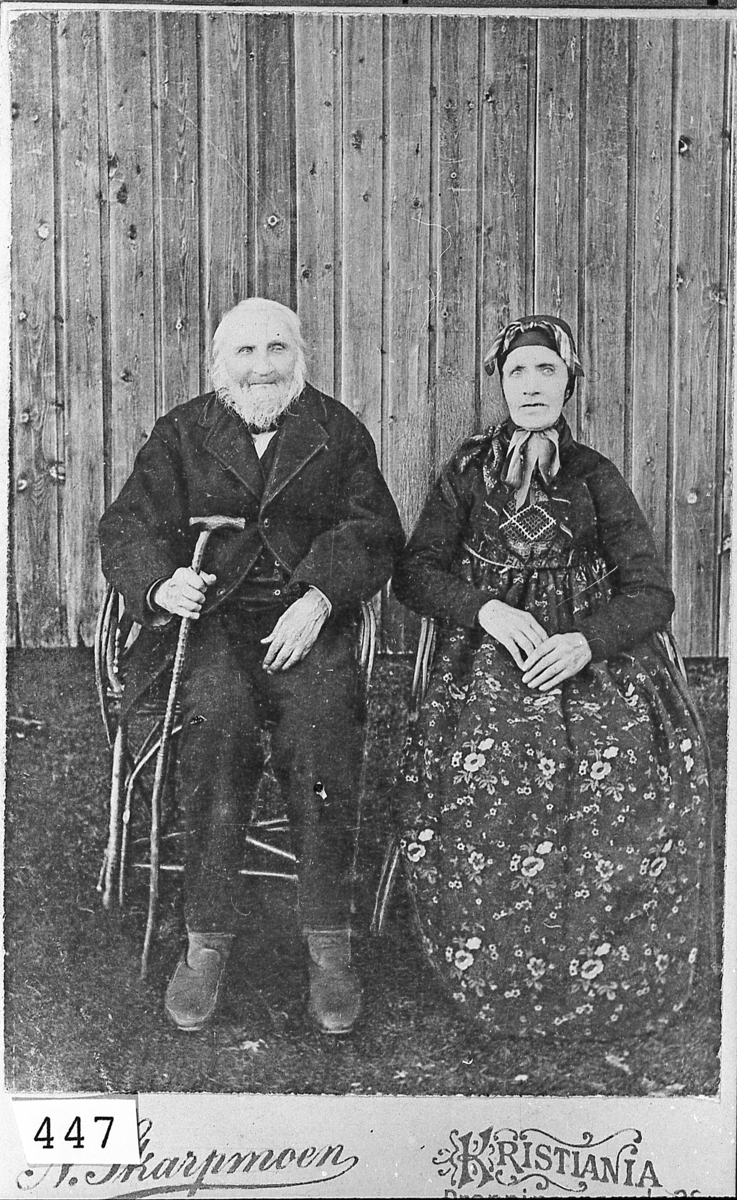 Gulbrand og Marthe Grønseth, ca. 1900. Hun i "fjellkler".
