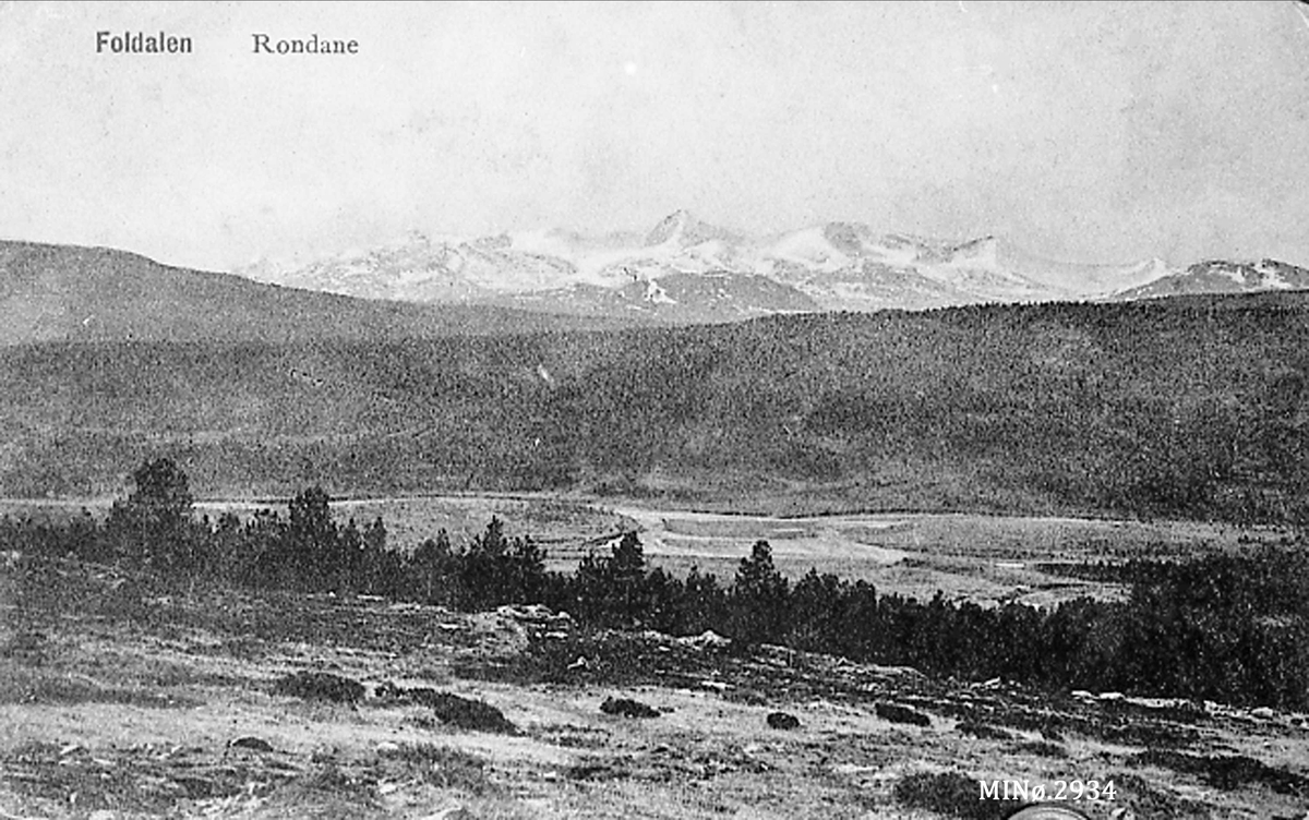 Foldalen-Rondane. Bilde mot fjella. 