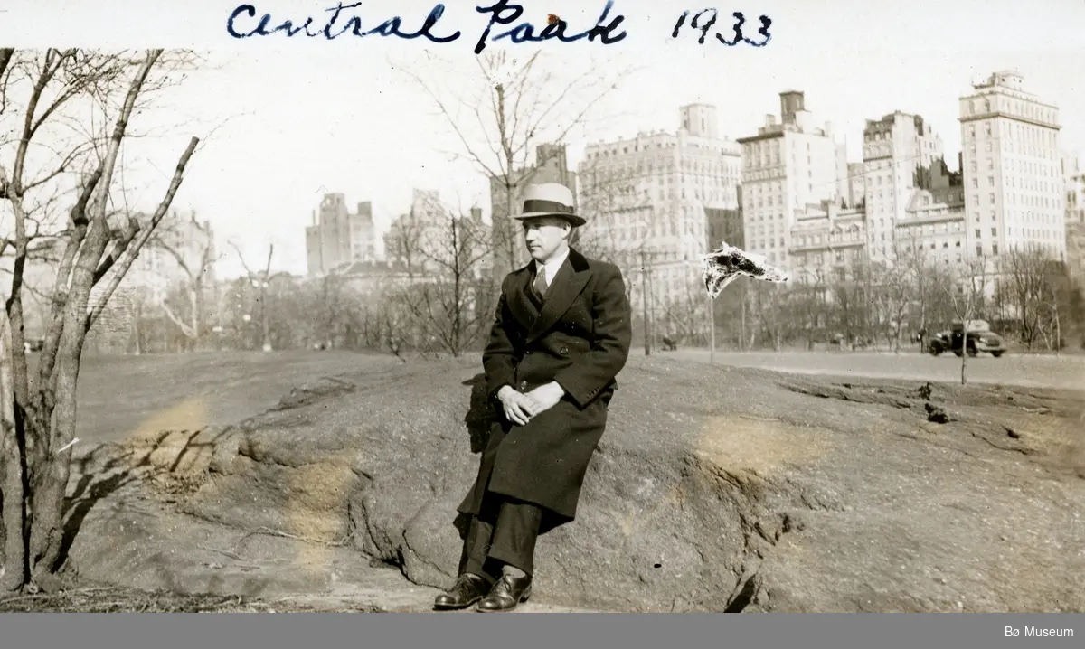 Torstein G. Myhre i Central Park, New York 1933
