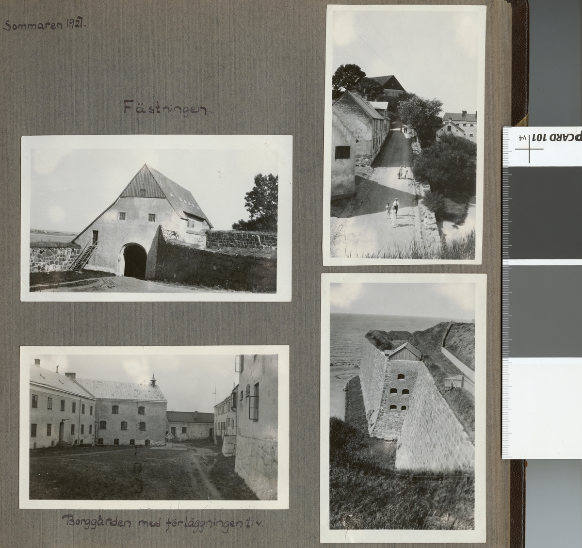 Text i fotoalbum: "Krigsskolan 10 okt 1926 - 31 dec 1927. Sommaren 1927. Skillingaryd - Varberg, sommaren 1927. Fästningen".