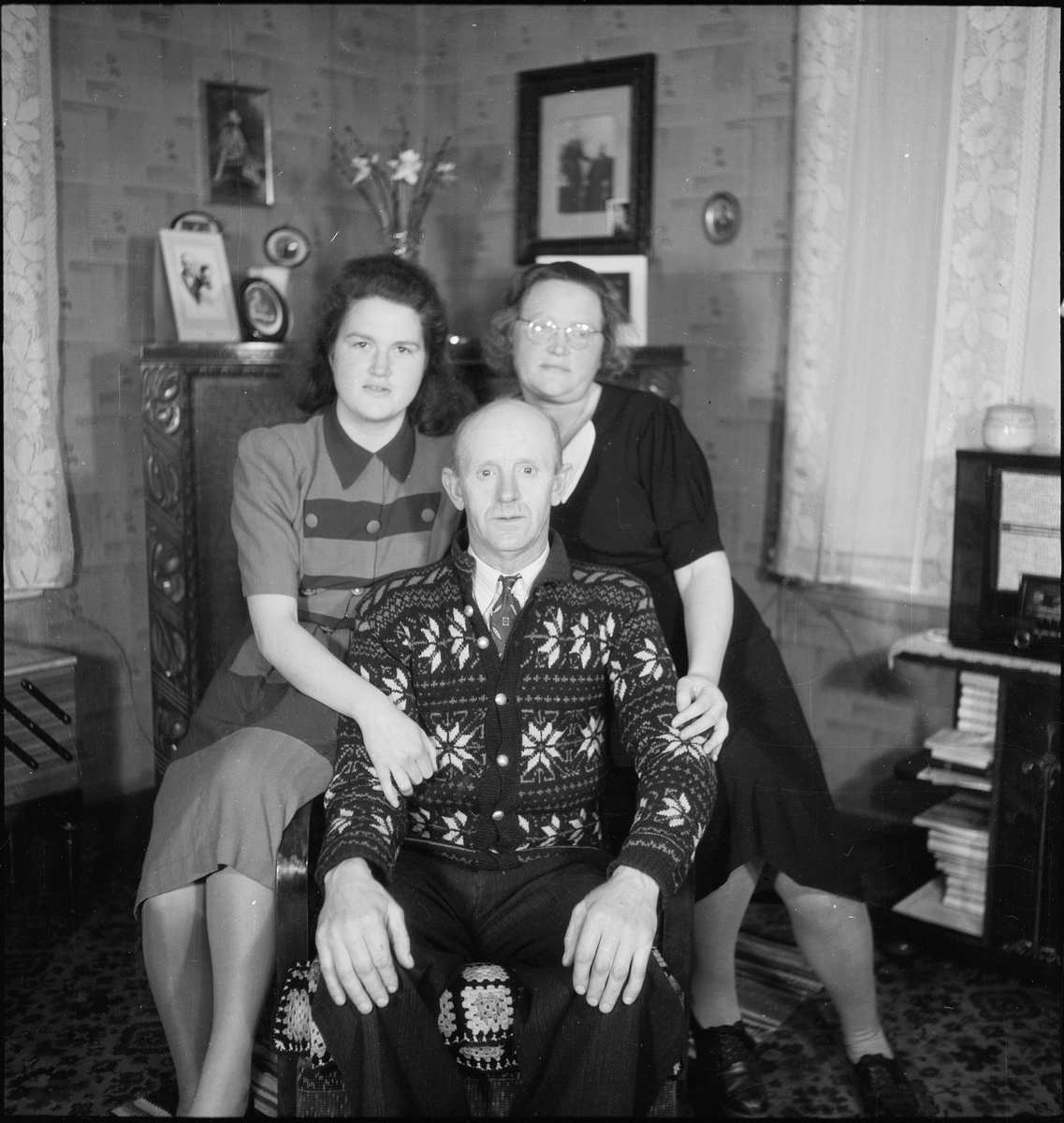 Magnus Hadland med familie.