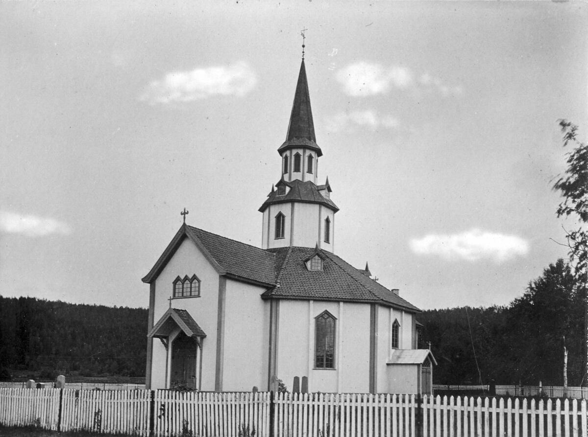 Mo kirke (Foto/Photo)