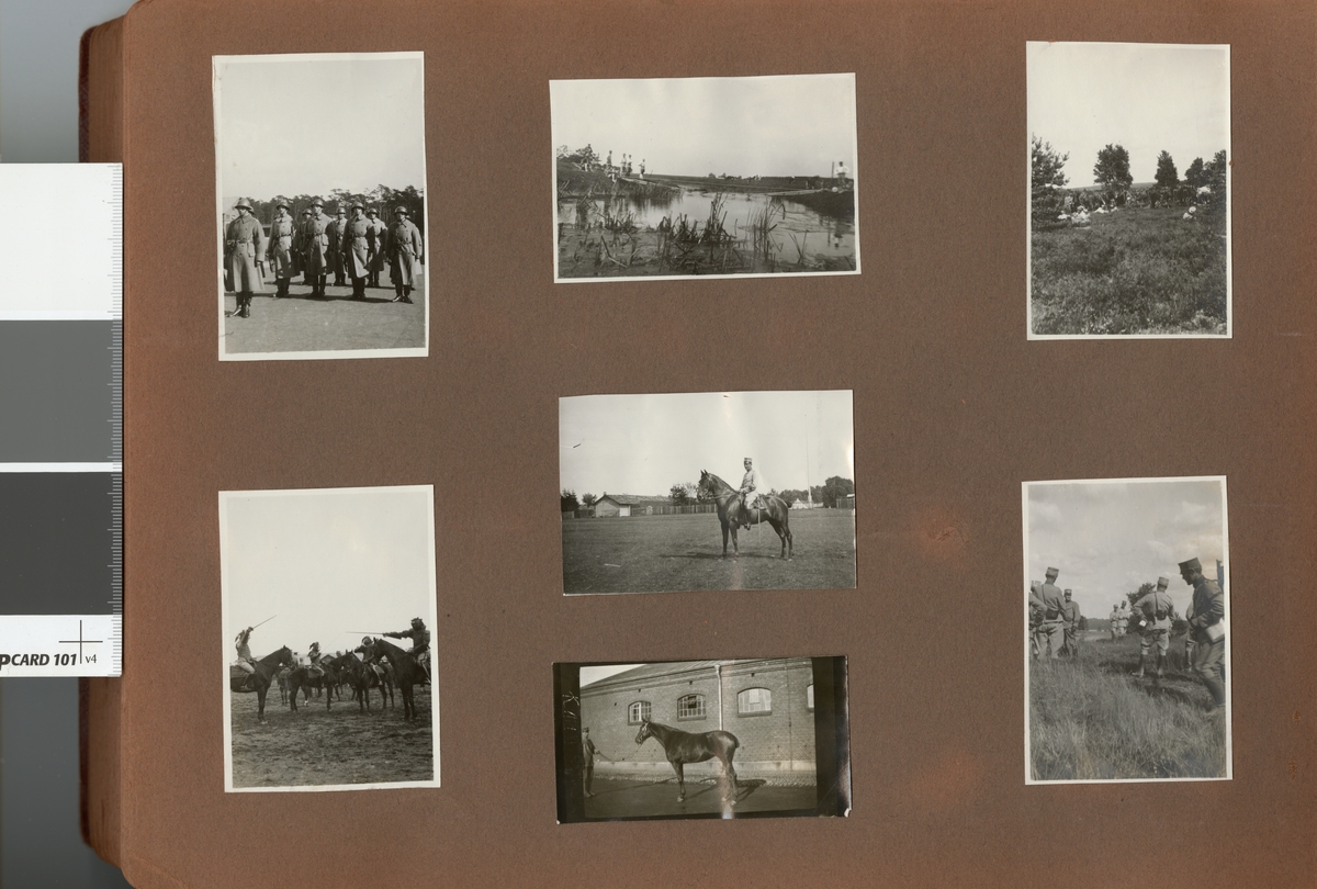Text i fotoalbum: "Förbindelsekursen 1920". Soldat till häst på övningsplats.