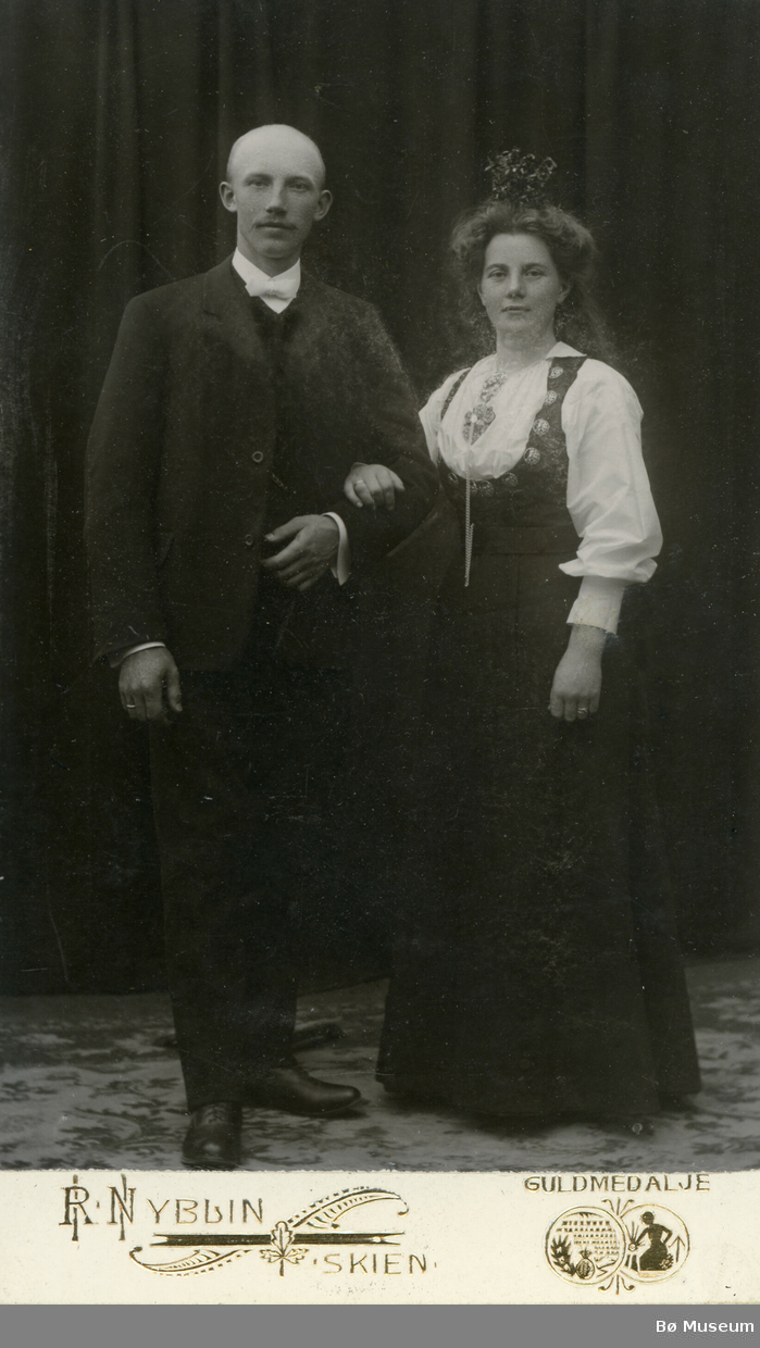 Olav og Aasta (f. Nordbø) Ajer
