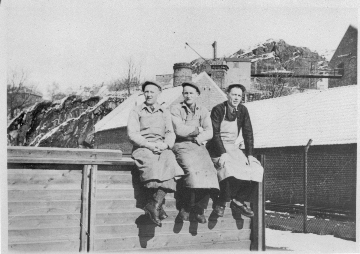 Fayancearbeidere, ca. 1941.