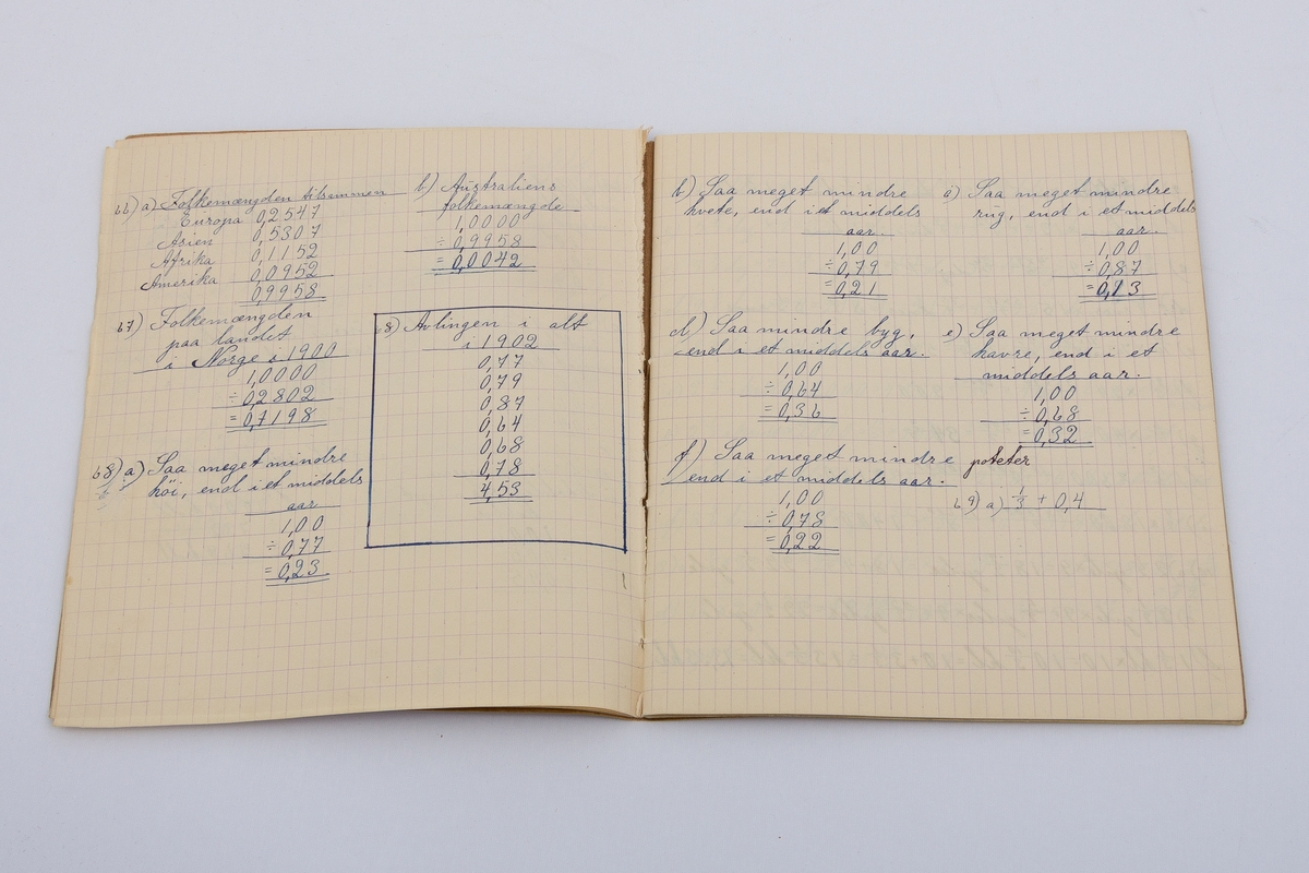 Skrivebok med regneoppgaver, rutebok for innføring av regneoppgaver